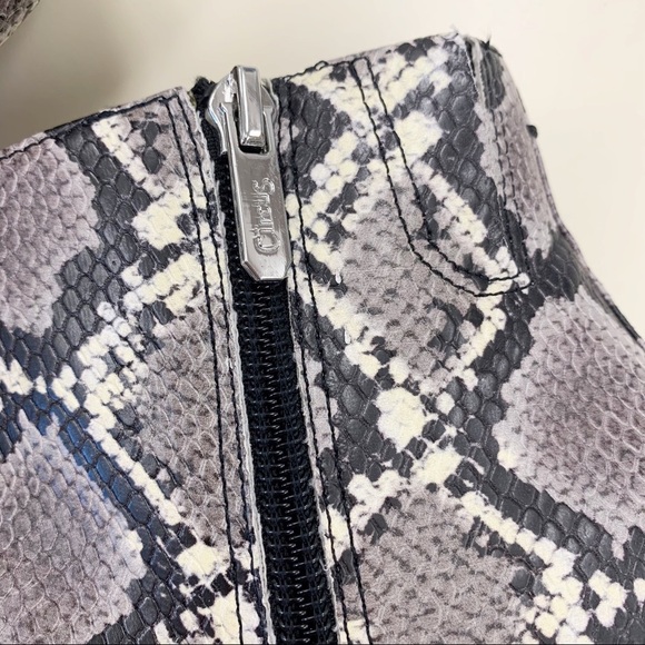 Circus Sam Edelman Womens Snake Print Textured Point Toe Side Zip Heeled Booties - Picture 6 of 13